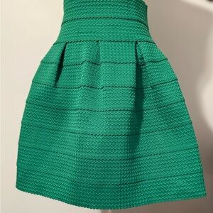 Elegant Green Textured Women's Skirt